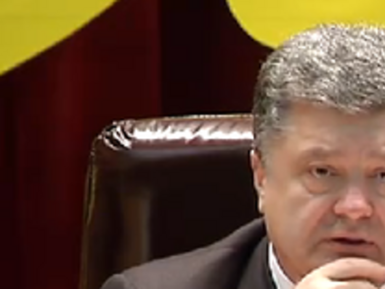 Порошенко: Государственно-политической окраски день 23 февраля отныне и навсегда лишен