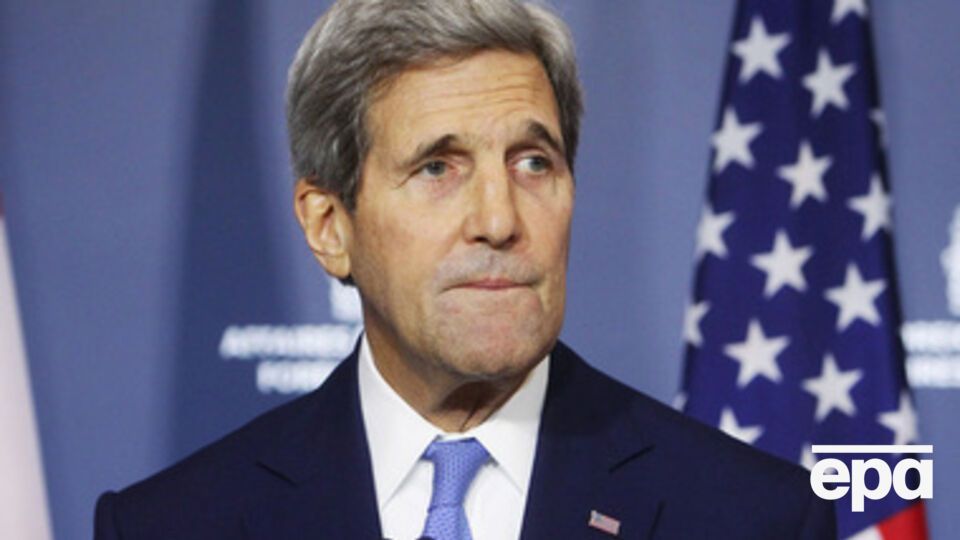 Керри поздравил Украину с годовщиной Революции достоинства