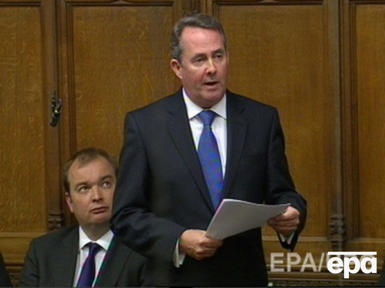 Фокс: В первую очередь речь идет о технологии шифрования коммуникаций, беспилотных летательных аппаратах и противотанковом оборудовании, дефицит которого наблюдается в Украине