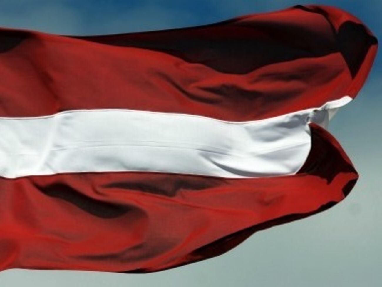 Латвия осудила теракт в Харькове