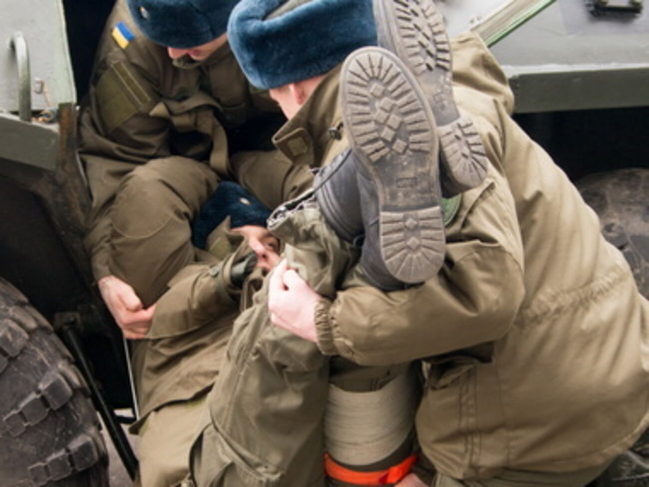 За основу учений приняты стандарты предоставления домедицинской и первой медицинской помощи в странах НАТО "Combat lifesaver"