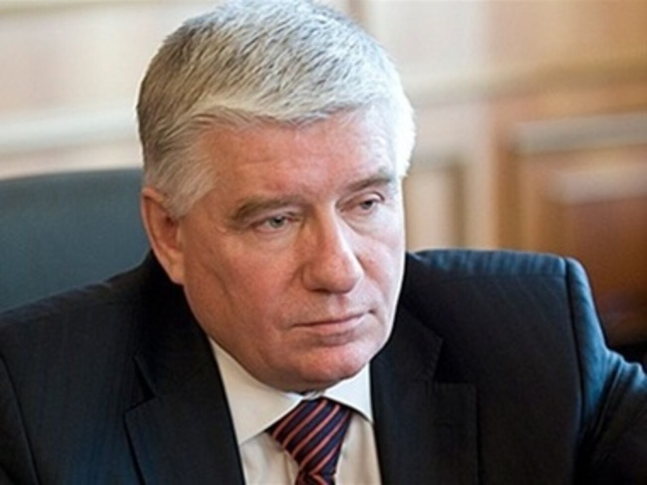 Маляренко отказался говорить, кто именно внес залог за Чечетова