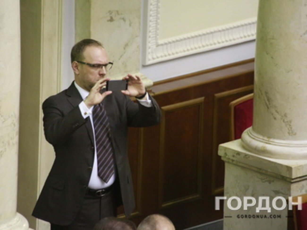 Автор постановлений Сергей Власенко