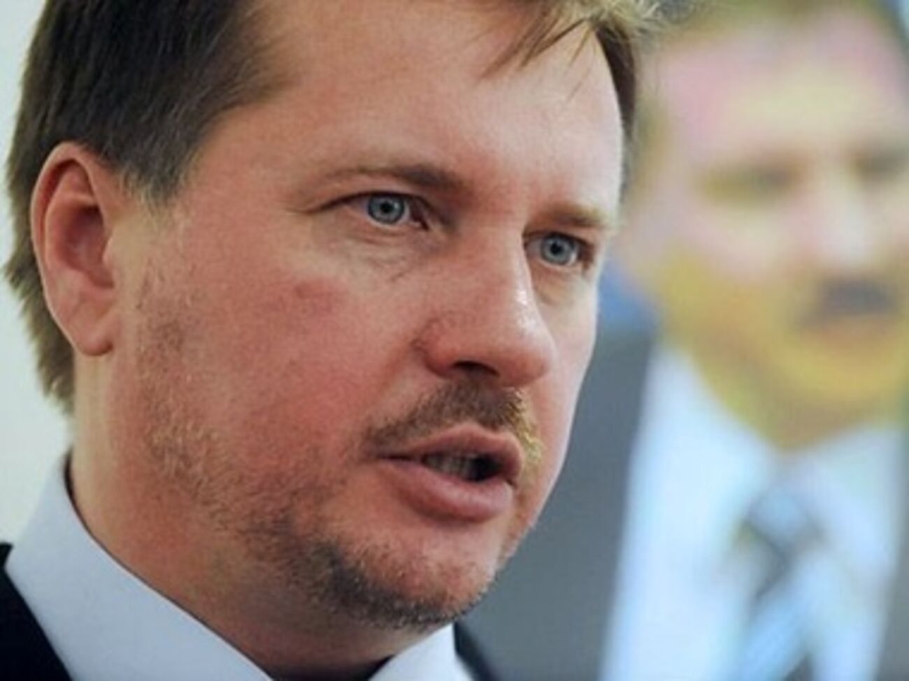 Chornovil considers that serious underground groups are formed in Kharkov and Odessa