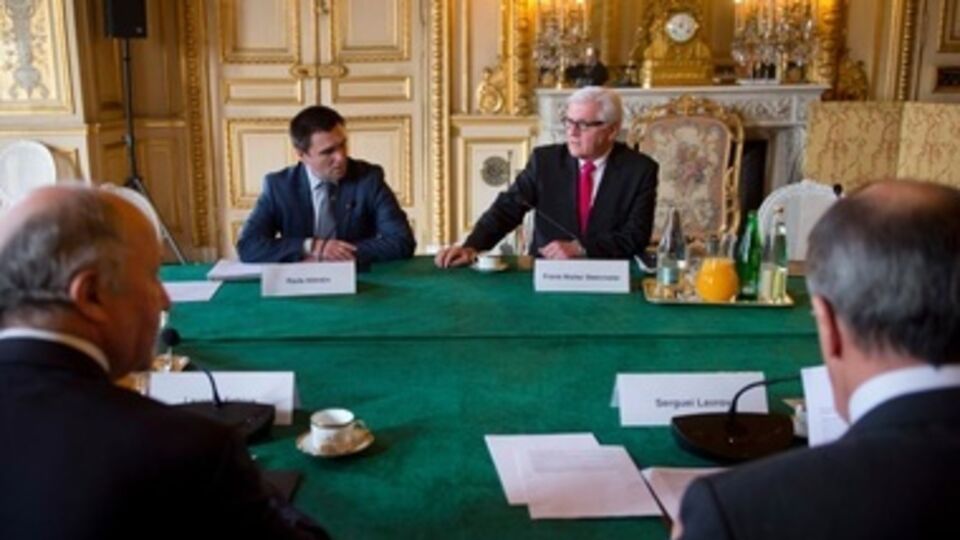 Лоран Фабиус, Павел Климкин, Франк-Вальтер Штайнмайер и Сергей Лавров совещались несколько часов