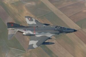 Во время ночных полетов разбились два "Фантома"