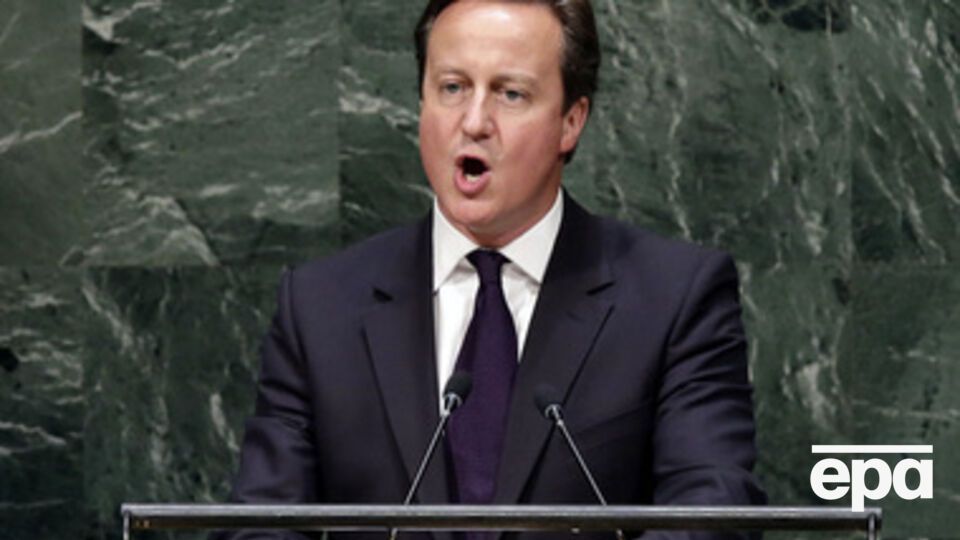 Кэмерон заявил, что РФ рискует быть отключенной от SWIFT