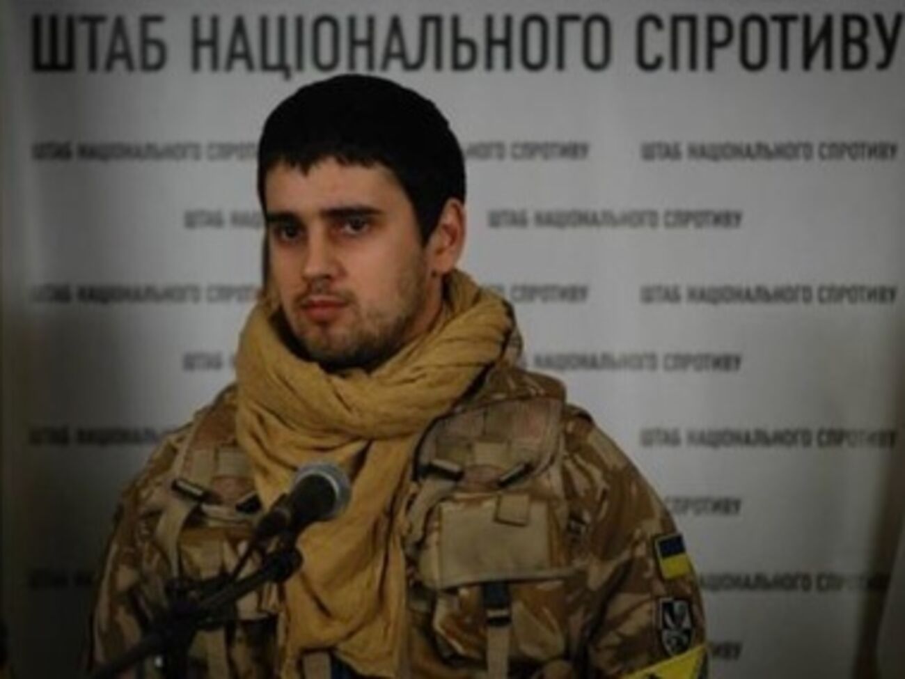 Когда стало понятно, что боевиков больше, нардеп вместе с двумя бойцами спрятались в лесу