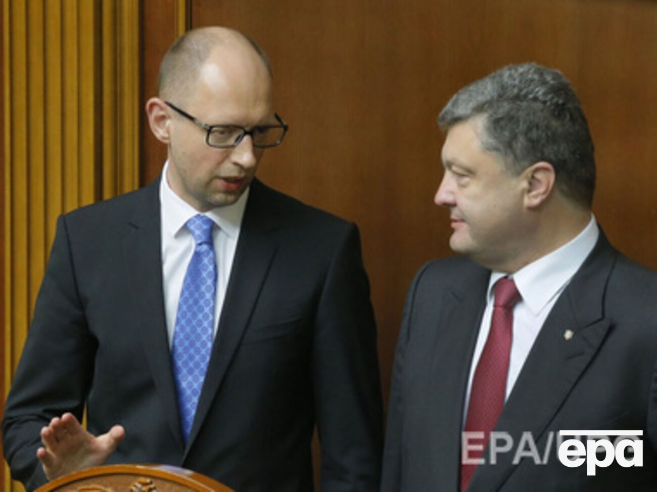 Совещание продолжается уже три часа