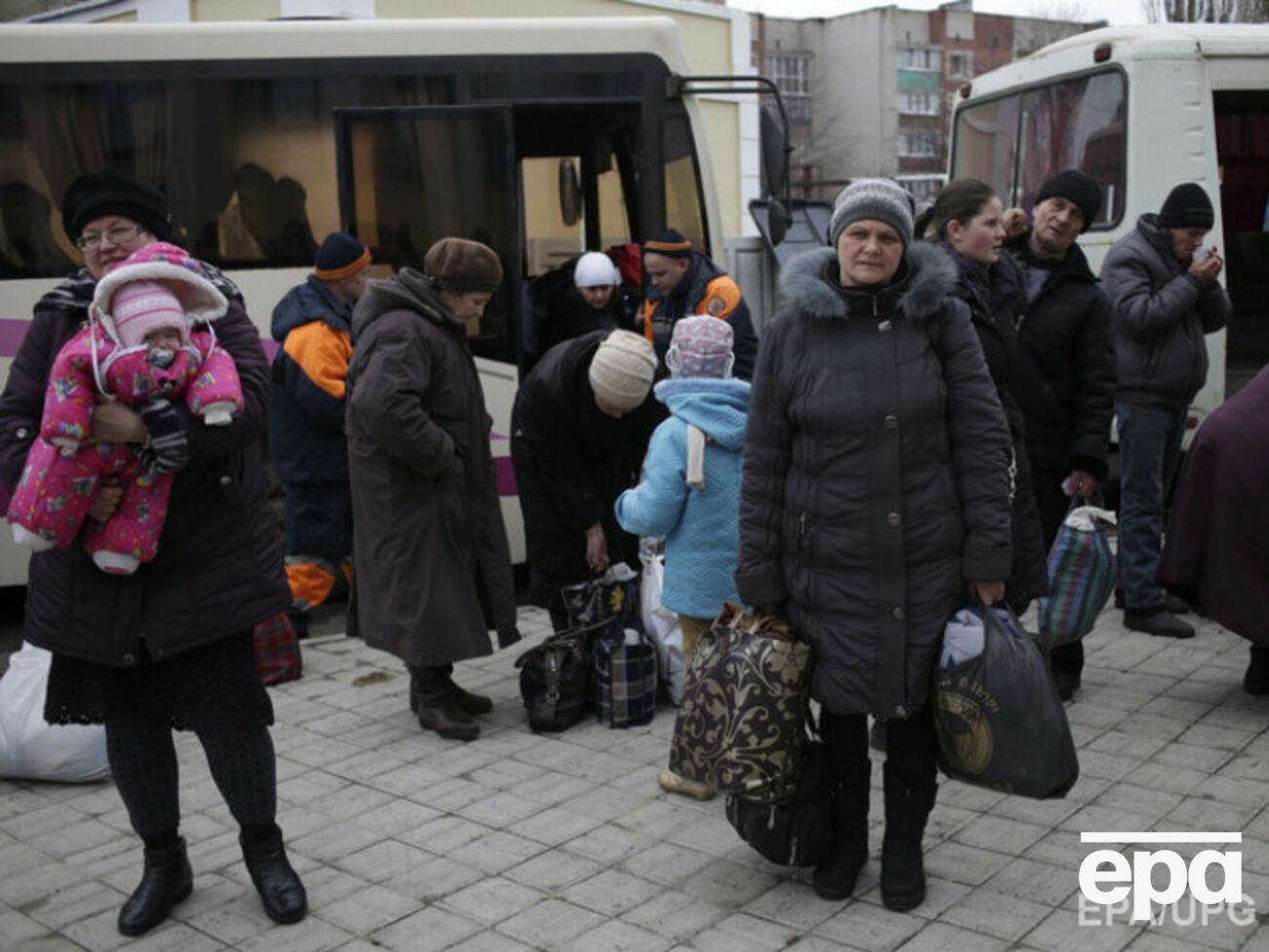 Из Крыма и Донбасса продолжают переселяться люди