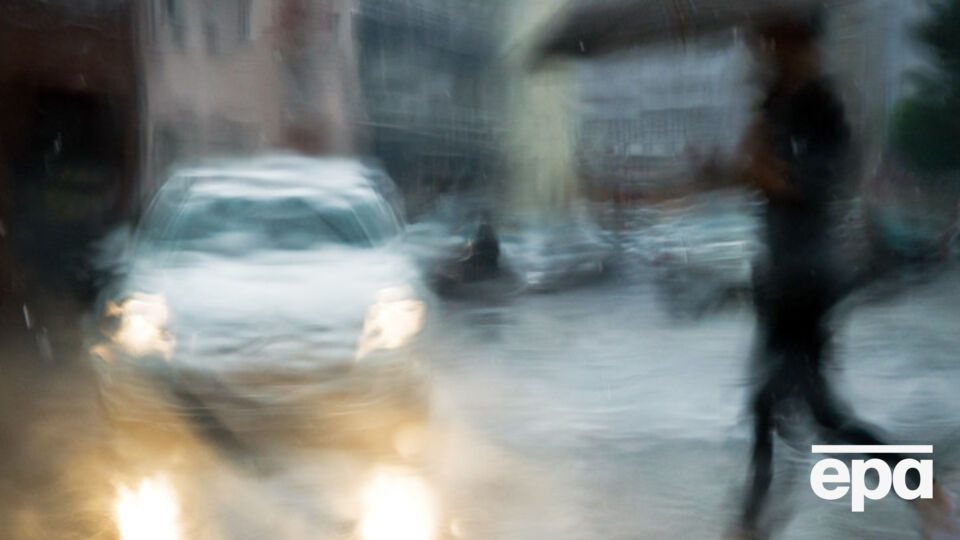 В Украине в ближайшие дни сохранится теплая и дождливая погода