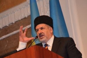 Многие продукты питания, которые направляются в Крым, в итоге попадают в Россию, сообщил глава Меджлиса Рефат Чубаров