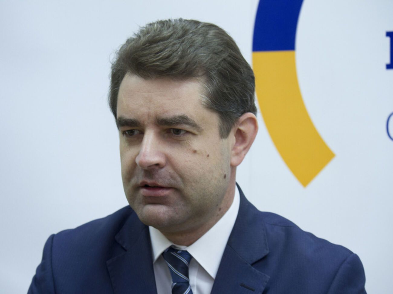 Евгений Перебийнис заявил, что доказательств отвода техники боевиками пока нет