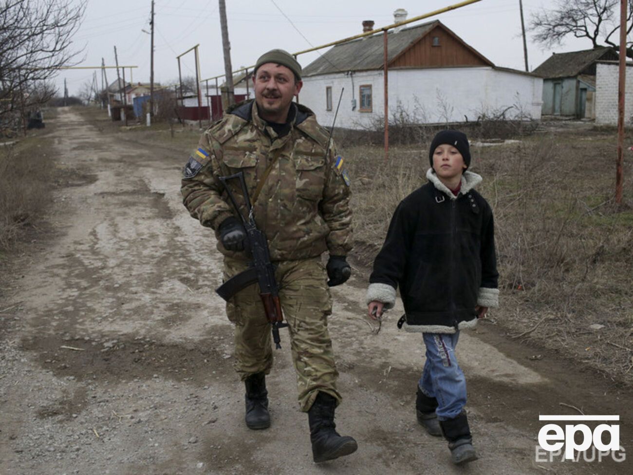 Под Мариуполем в зоне АТО относительное затишье, сообщил Шкиряк