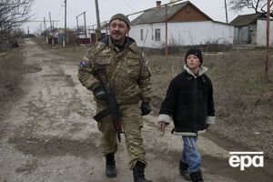 Под Мариуполем в зоне АТО относительное затишье, сообщил Шкиряк