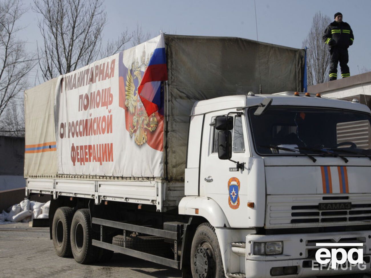 "Гуманитарный конвой" опять въехал в Украину