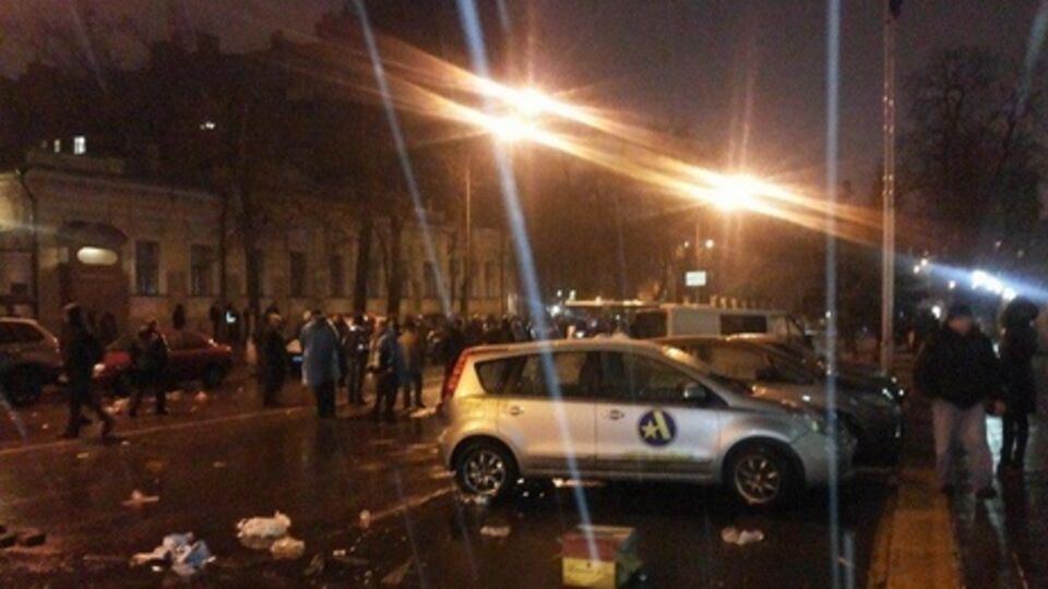 Вчера под НБУ были столкновения митингующих с правоохранителями