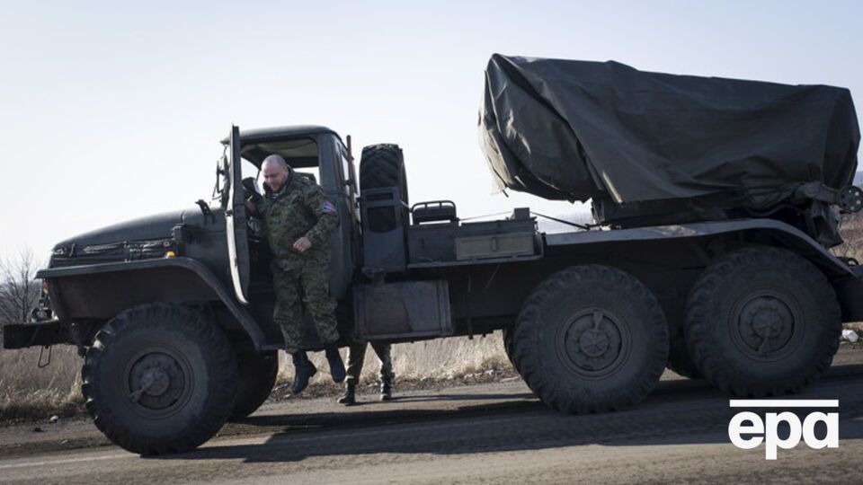 Боевиков обстреляли неизвестные "Грады", сообщил Доник