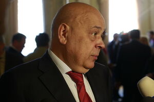 Москаль: За границу поедут ученики 12–17 лет