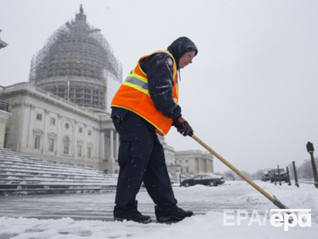 Северо-восток США накрыли снегопады