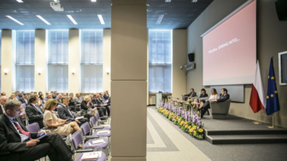 МИД Польши осудил признаки вербальной агрессии и манипулирования информацией в отношениях между государствами