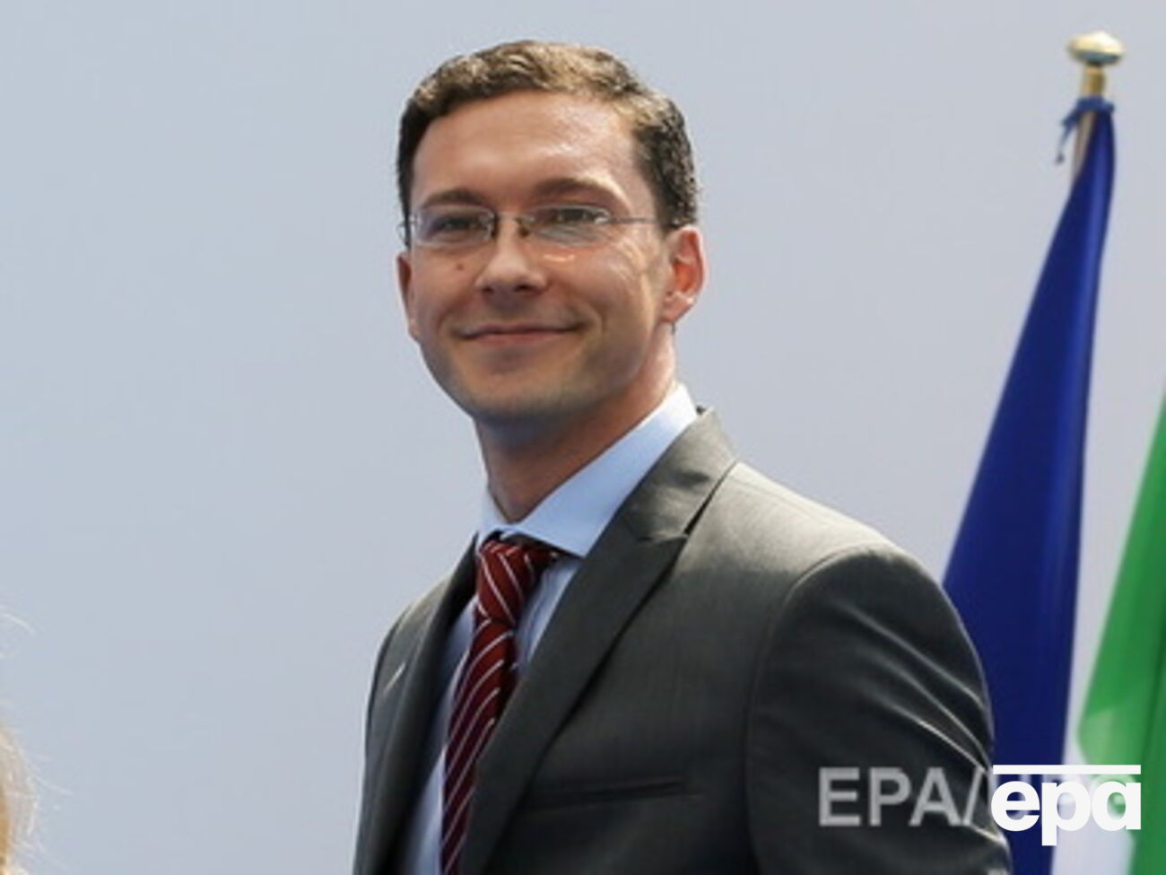 Митов: Никто извне не давит на Болгарию, чтобы она заняла более жесткую позицию в отношении России