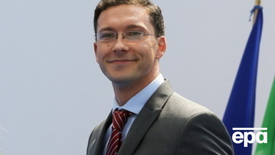 Митов: Никто извне не давит на Болгарию, чтобы она заняла более жесткую позицию в отношении России