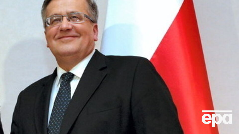 Коморовский: Польша и другие государства региона находятся в опасности