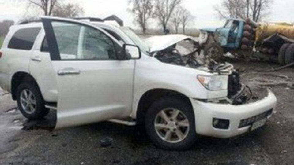 Автомобиль Кузьмы выехал на встречную полосу