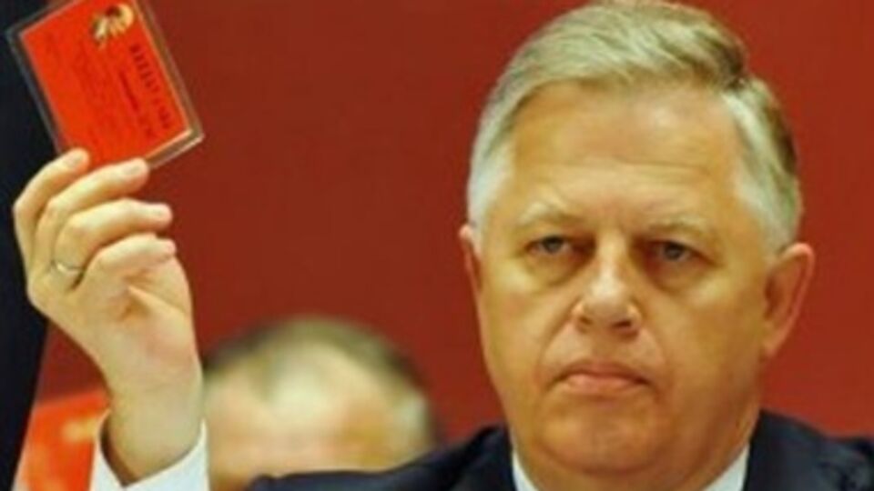 24 декабря Киевский апелляционный административный суд отменил решение о приостановлении производства по делу о запрете деятельности КПУ