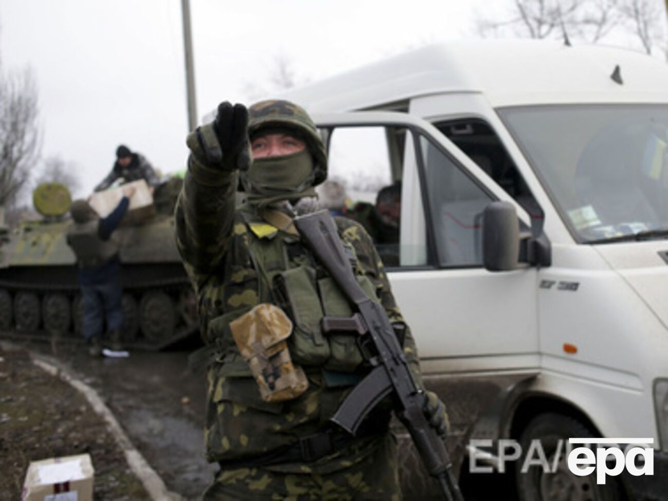 Тымчук:&nbsp;Ранее в районе Станицы Луганской террористы предприняли попытку прорвать оборону украинских войск при помощи комбинации массированного огня и активных действий небольших мобильных групп пехоты при поддержке бронетехники