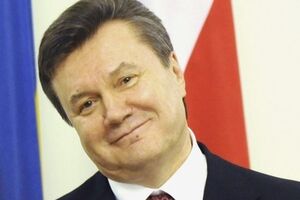 Януковича лишили статуса президента