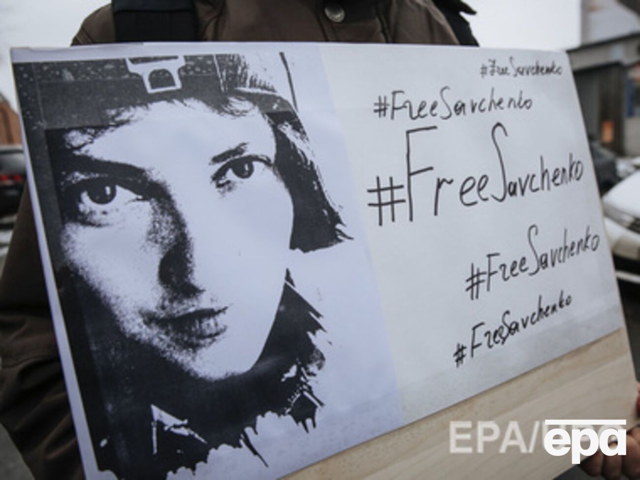 В Кремле не понимают, в какую историю они попали, арестовав Савченко, считает российский журналист Бабченко