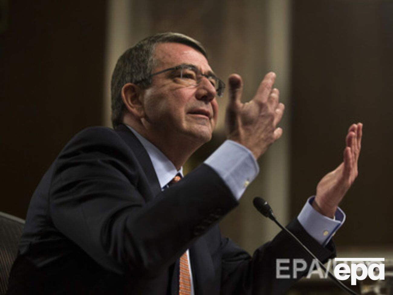 Сенатский комитет по вооруженным силам во главе с Джоном Маккейном провел в среду, 4 февраля, слушания по делу о кандидатуре Картера