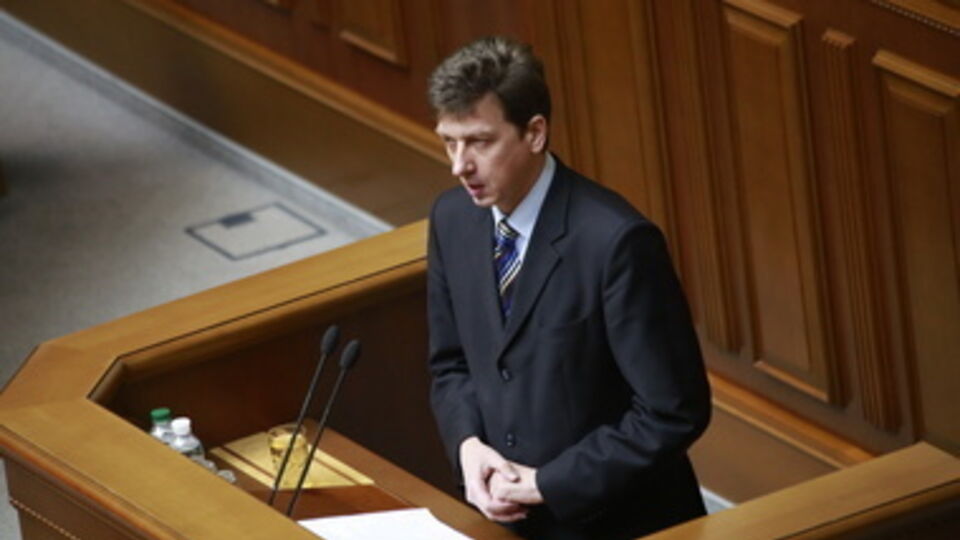 Доний считает, что отмена неприкосновенности не изменит ситуацию