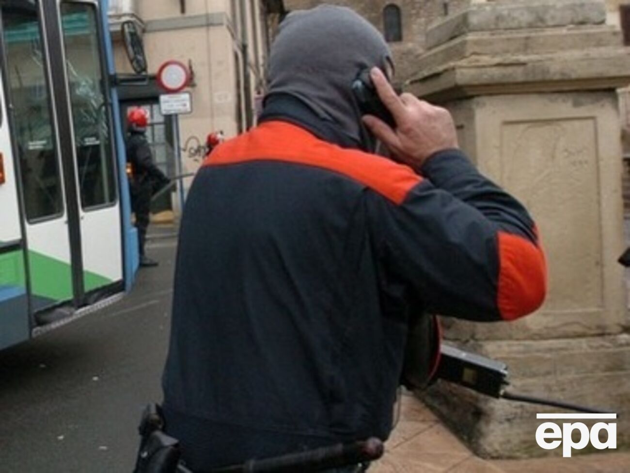 Боевики хотят разработать собственную систему связи