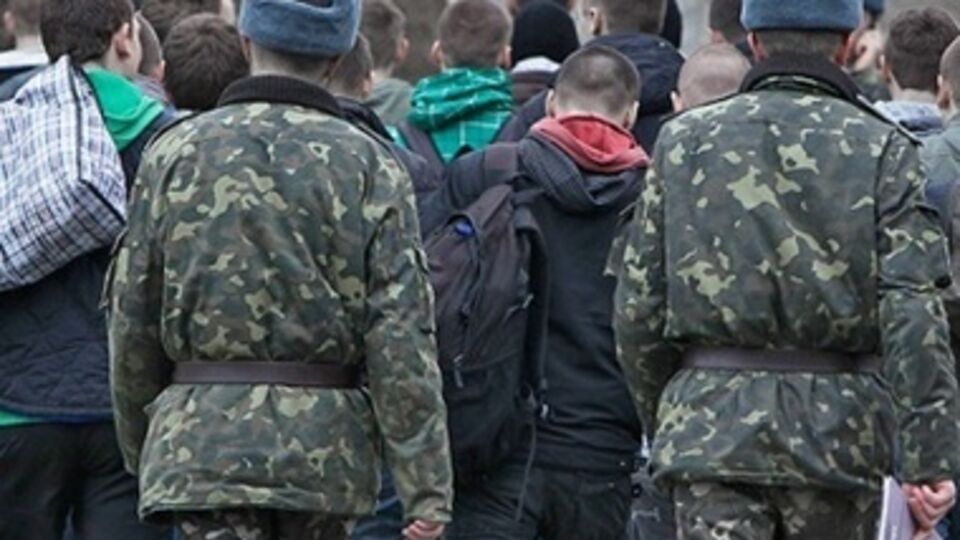 Женщины из волынских сел выразили протест против мобилизации своих мужей