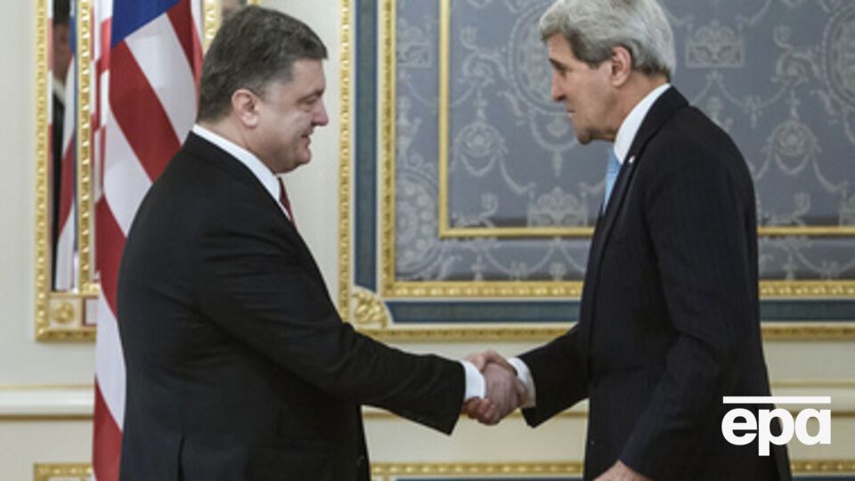 Порошенко напомнил о миссии МВФ после встречи с Джоном Керри