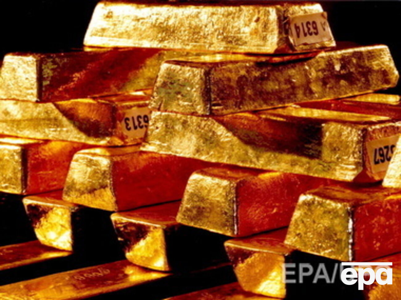 Золотовалютные запасы Украины продолжают падать