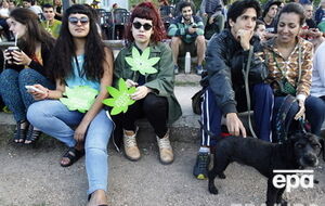 В Уругвае врачи теперь могут выписывать рецепты на марихуану