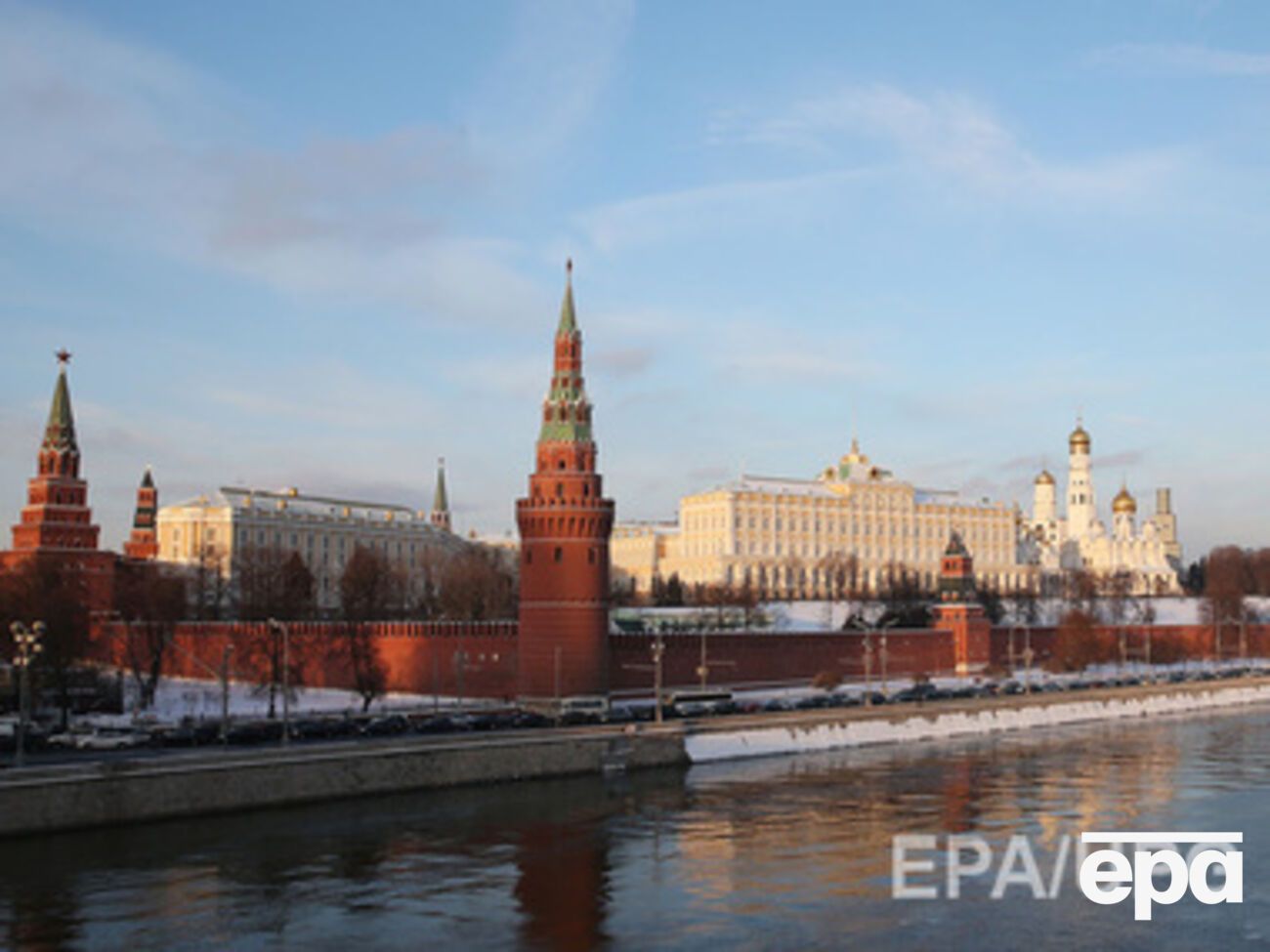 Политика Кремля заключается в налаживании связей с пророссийскими политическими партиями по всей Европе и она уже начала приносить свои плоды