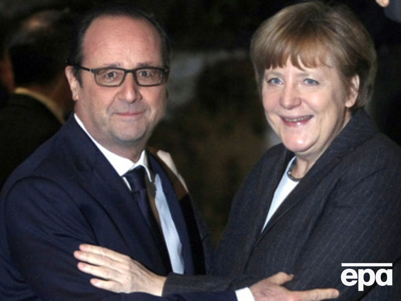 Франсуа Олланд и Ангела Меркель сегодня вечером встретятся с Владимиром Путиным