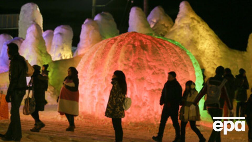 Трудолюбивых японцев заставят отдыхать