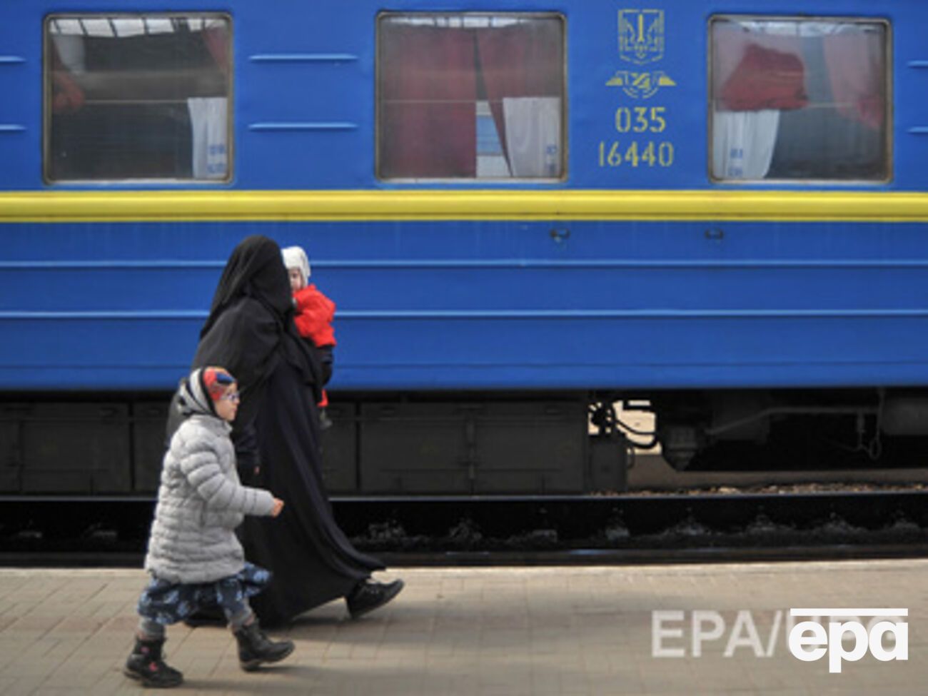 ЮЖД отменила две электрички в Россию