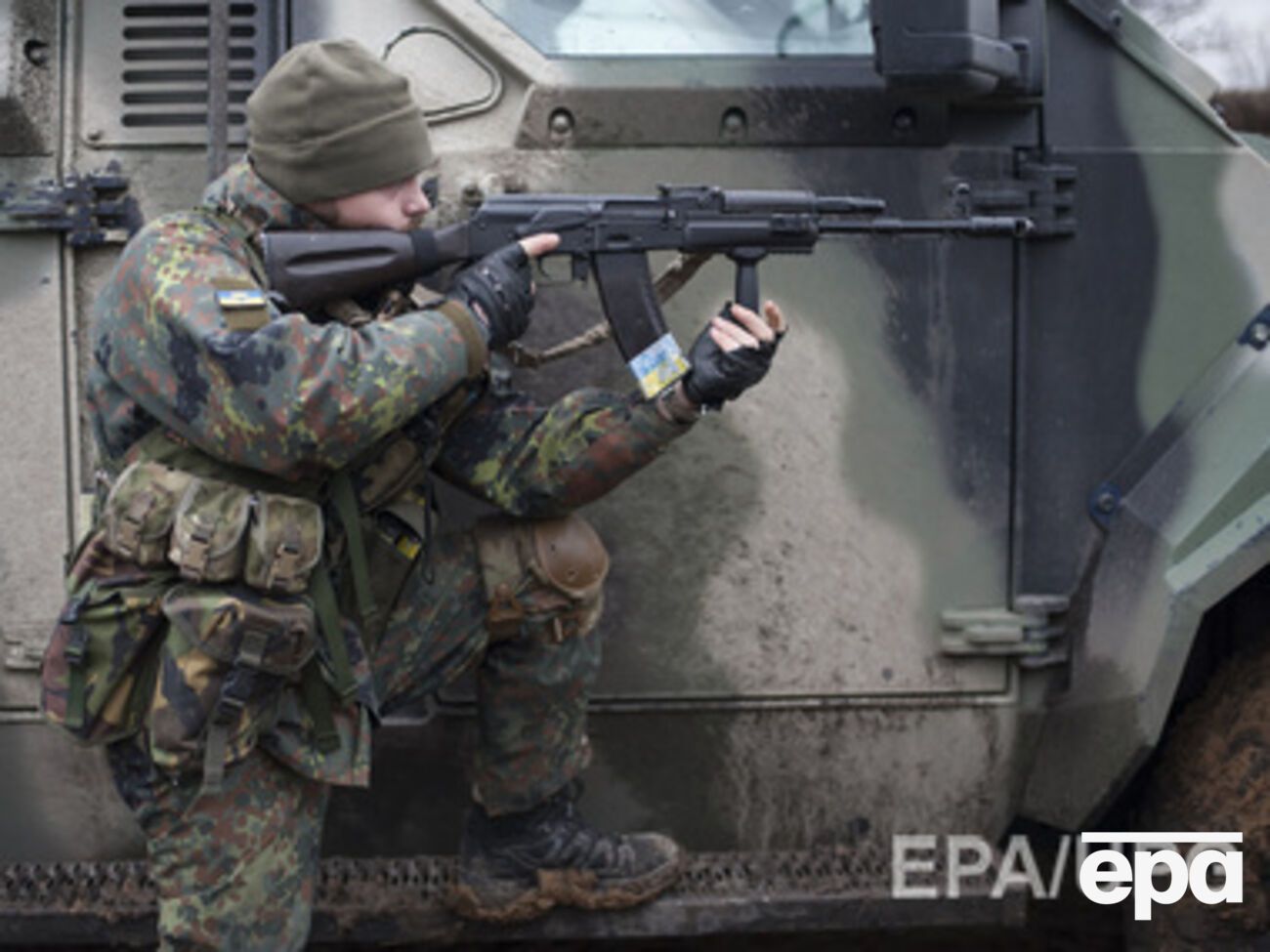 Украинские военные дают отпор террористам