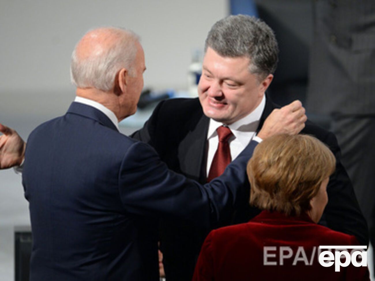 Порошенко: Нацеленный на урегулирование военного конфликта на Донбассе&nbsp;мирный план Меркель и Олланда может сработать