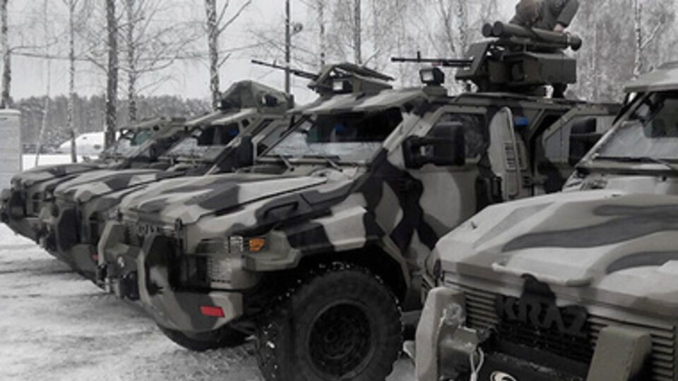 Полк "Азов" получил шесть "Спартанов"