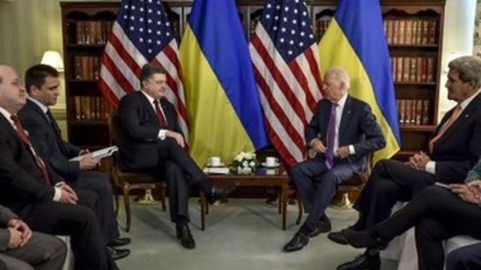 Байден и Порошенко провели встречу в Мюнхене