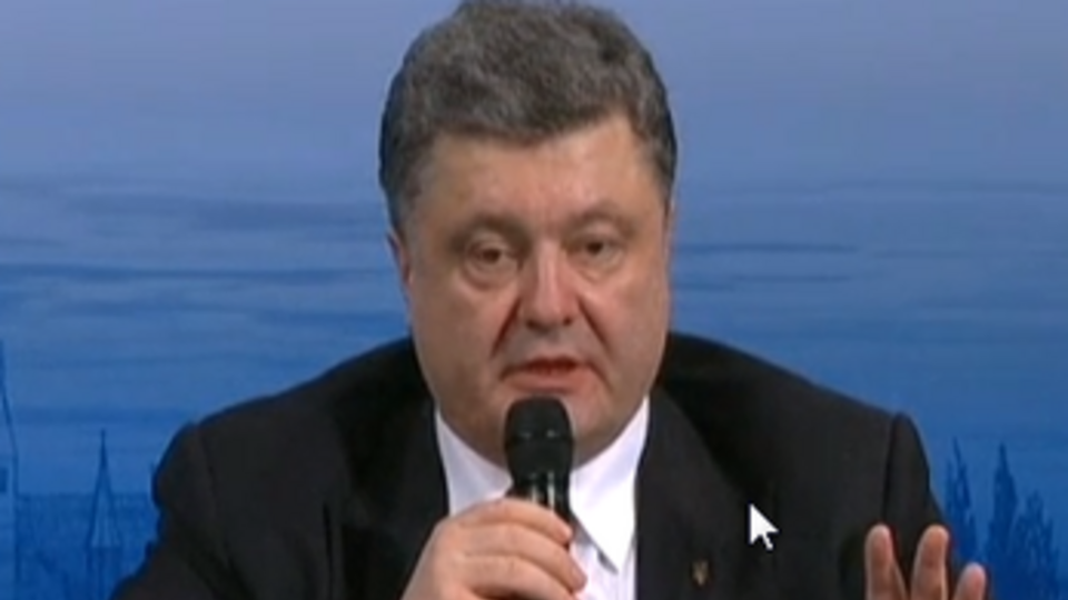 Порошенко ответил на вопросы во время дебатов на Мюнхенской конференции по вопросам безопасности