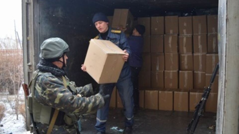 Жителям Трехизбенки доставили помощь